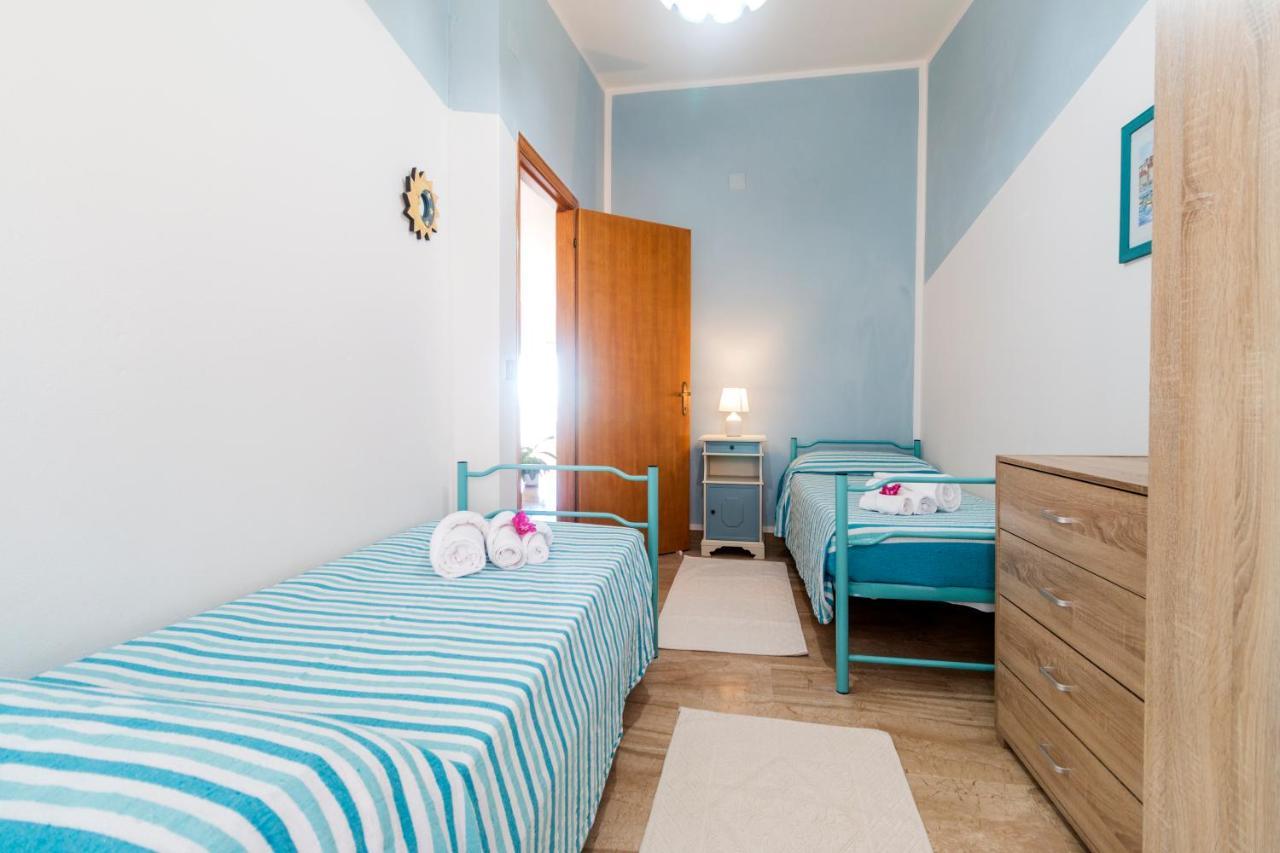 White Rose Suite Apartment Cala Gonone Esterno foto