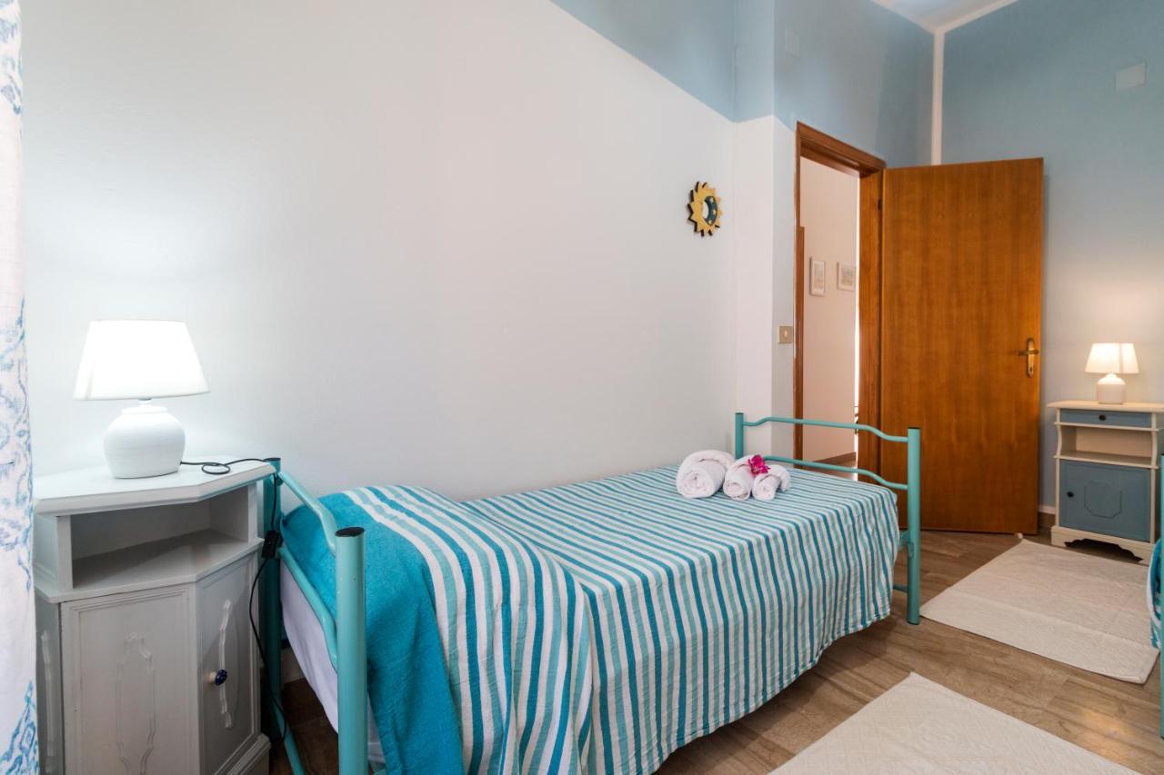 White Rose Suite Apartment Cala Gonone Esterno foto