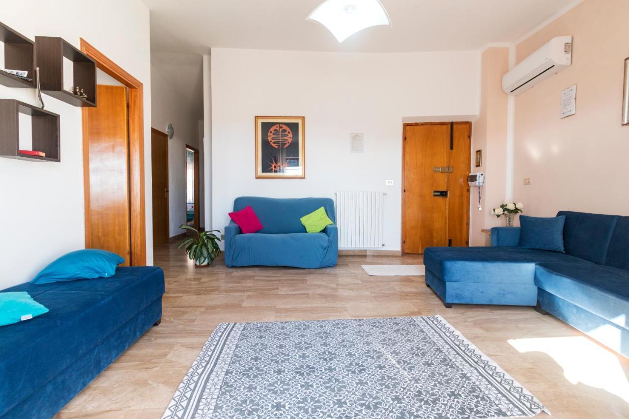 White Rose Suite Apartment Cala Gonone Esterno foto